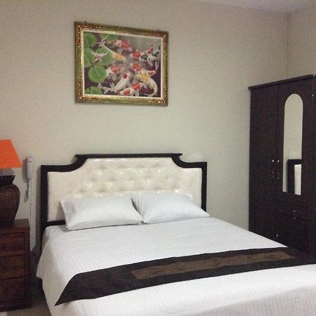 Tuban Torres Accommodation Kuta Lombok Exteriör bild