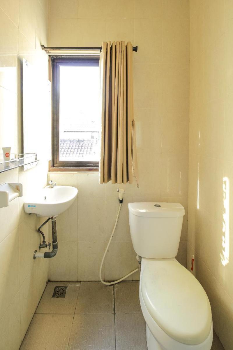 Tuban Torres Accommodation Kuta Lombok Exteriör bild