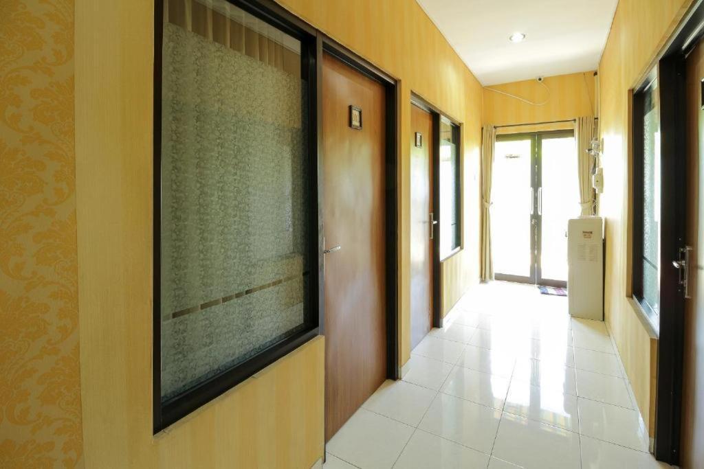 Tuban Torres Accommodation Kuta Lombok Exteriör bild